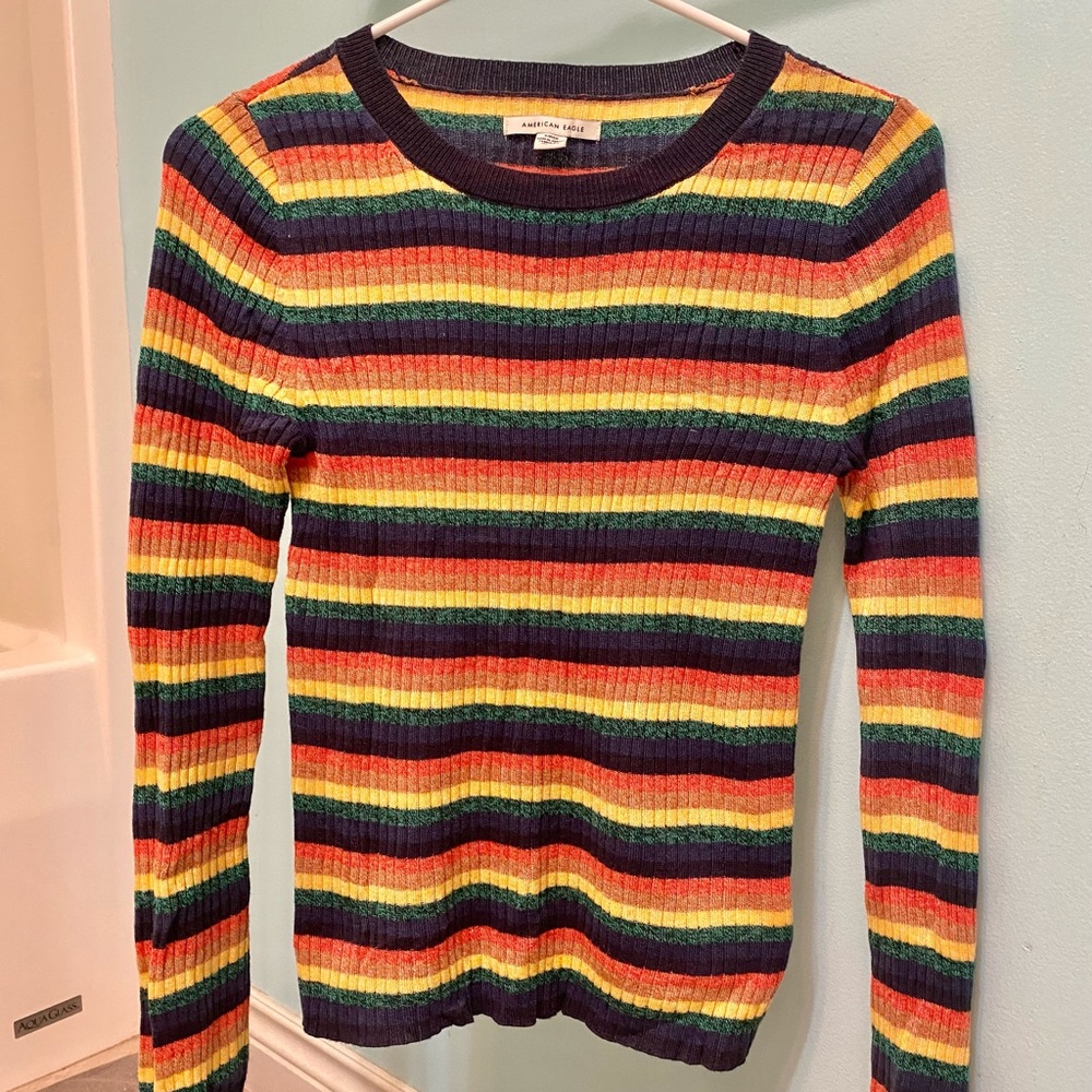 American Eagle Sweater!